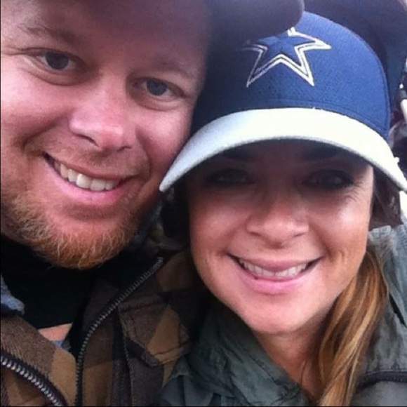 Meet your Posher, Courtney