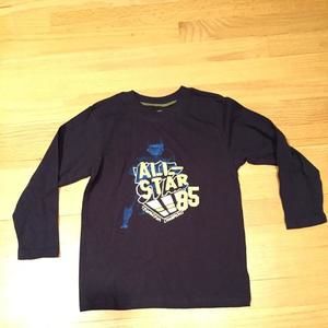 Osh Kosh boys football theme t-shirt, sz 5