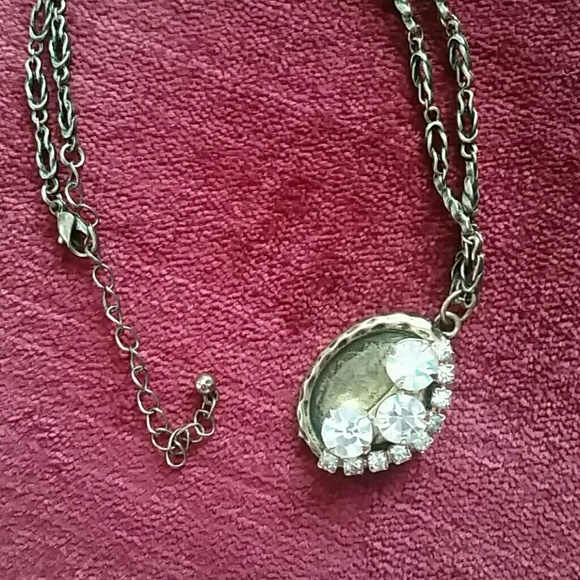 Necklace - Picture 3 of 3