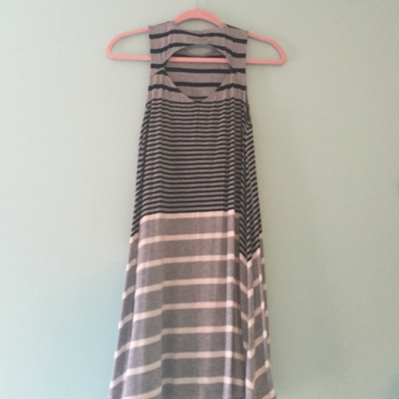 grey white and black striped halter dress - Picture 2 of 4