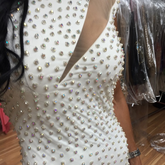 Dress - Picture 3 of 4