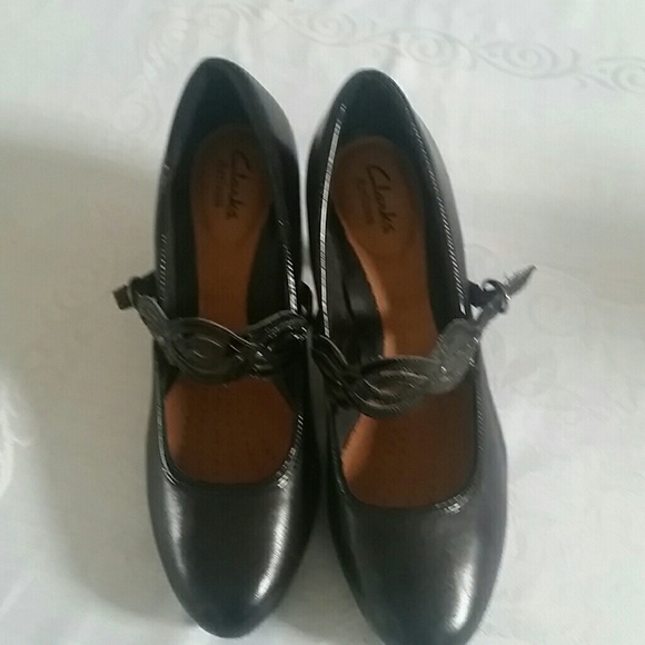 Clarke S Artisan Shoes Clarke S Artisan Shoes