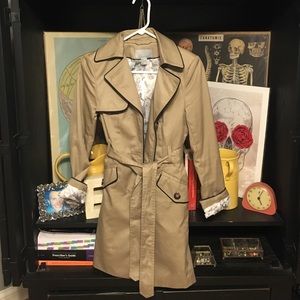 H&M TAN TRENCH COAT