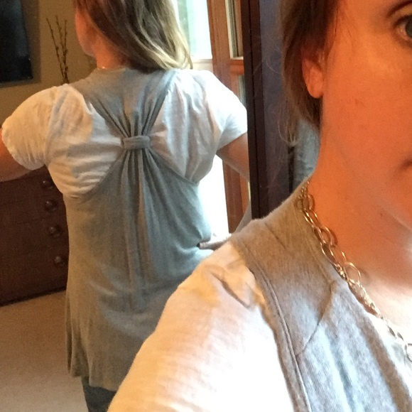 Gray Cardigan Vest - Picture 2 of 4