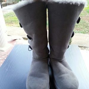 UGG Tall Bailey Button