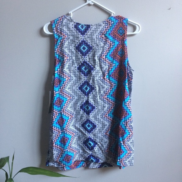 NEW Blue Print Tassel Sleeveless Blouse Top - Picture 3 of 3