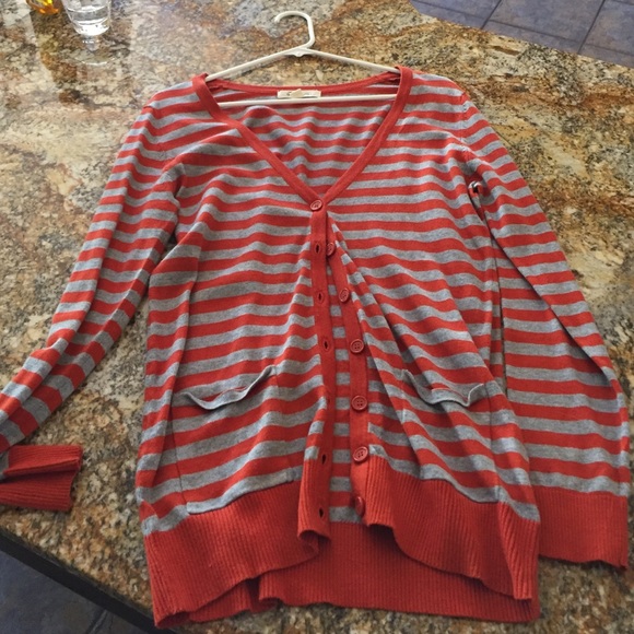 Forever 21 sweater