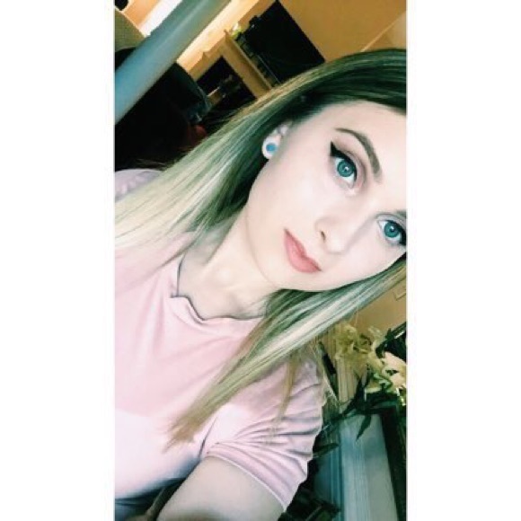 Meet your Posher, Megan