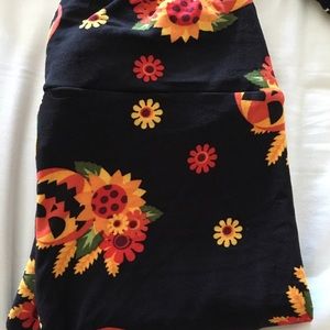 🎃Lularoe OS Halloween leggings🎃