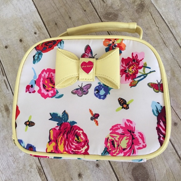 Betsey Johnson Handbags - BETSEY JOHNSON make up case