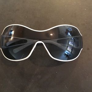 D&G sunglasses white