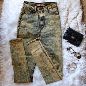 GoJane Acid Wash Jeggings in Yellow