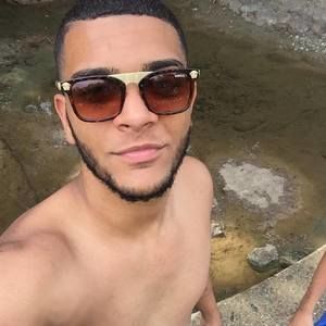 Meet your Posher, Raymond