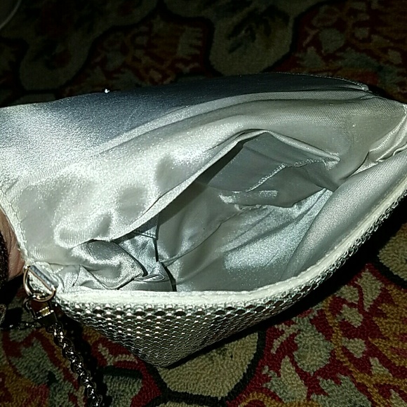 New Cebu Rhinestone Metal Mesh Purse - Picture 4 of 4