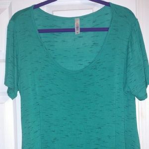 LulaRoe Perfect T