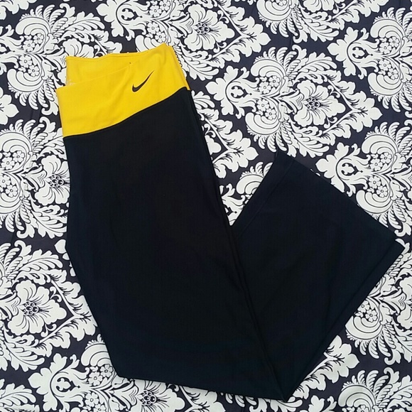 NWOT NIKE DRY - FIT EXERCISE PANTS