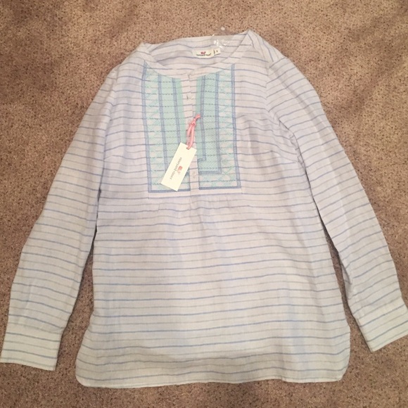 Vineyard vines shirt!