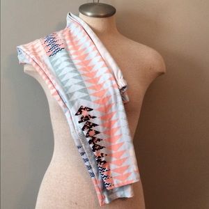 Os Lularoe leggings.