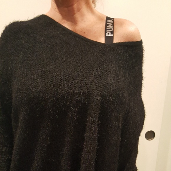Black Fuzzy, Oversized Sweater w/Chain Design - Picture 6 of 6