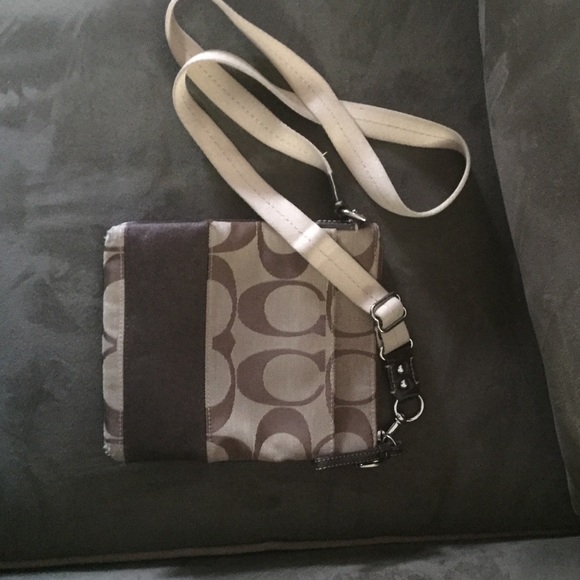 Coach crossbody!!