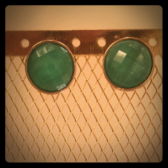 Green/Gold studs