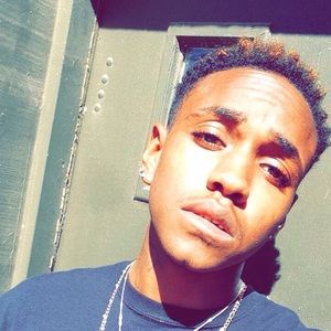 Meet your Posher, Jay