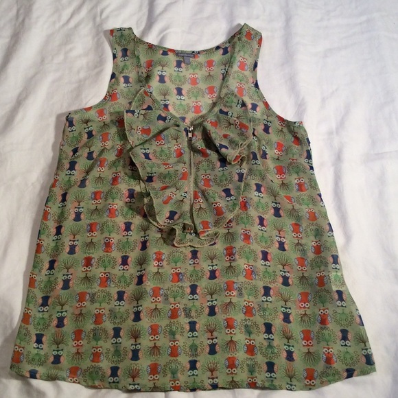 Sleeveless top