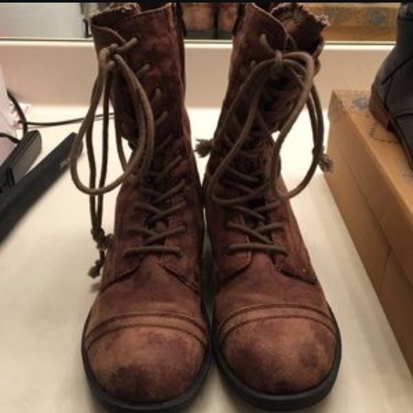 Distressed Roxy Combat boots