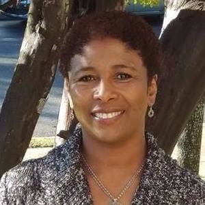 Meet your Posher, Eva