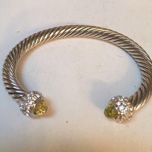 Cable bracelet