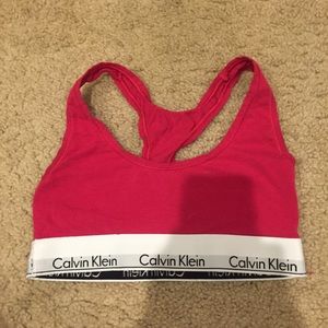 Calvin Bra
