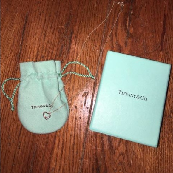 Tiffany&co. Open heart necklace 16 mm
