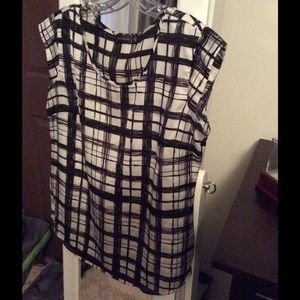 Limited silky blouse