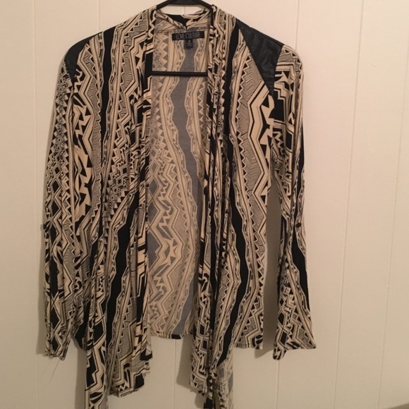 Love culture cardigan