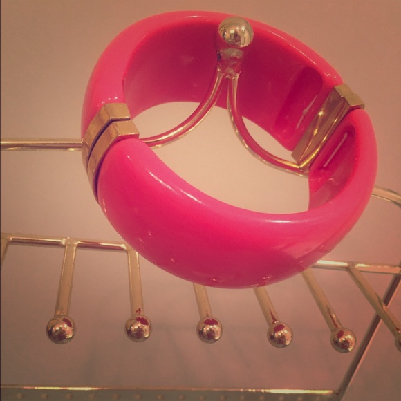 Banana Republic chunky bracelet