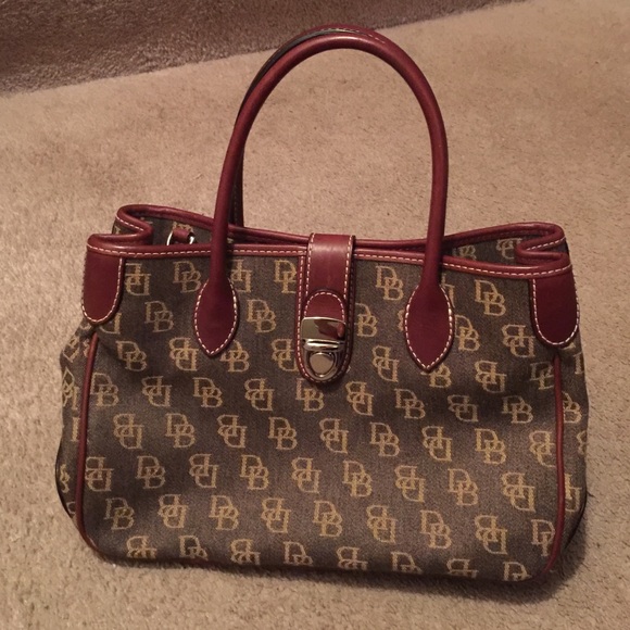 Dooney & Bourke signature bag