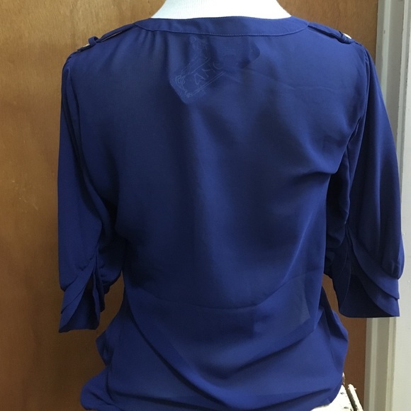 Blouse - Picture 3 of 3