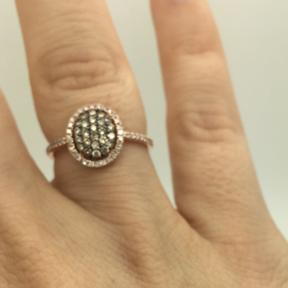 14kt Rose gold oval shape ring - Picture 3 of 4