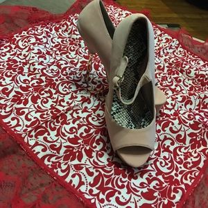 Light pink ( really light) never worn