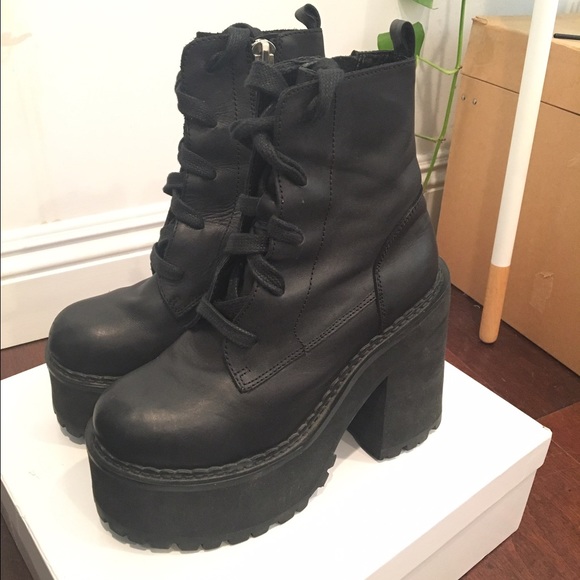 UNIF Choke boot