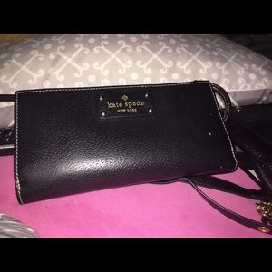 ✨Kate Spade Wallet -black