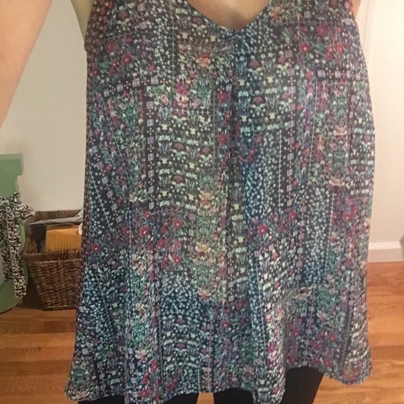 Zoa Multicolor Patterned Top - Picture 4 of 4