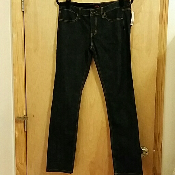 Forever 21 Dark Wash Jeans Size 30