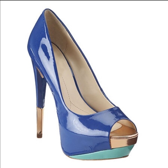 Boutique 9 Nalanee Peep Toe Pump Size 8