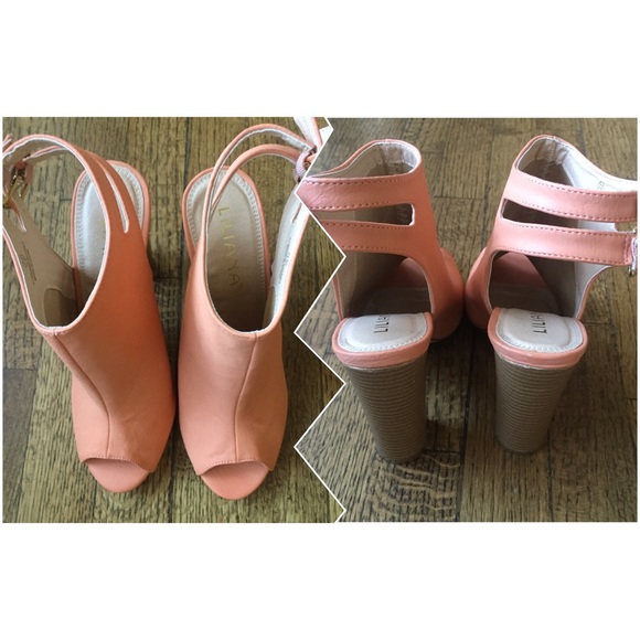 SOLD***LILIANA***Peep Toe Booties-7.5 - Picture 3 of 4