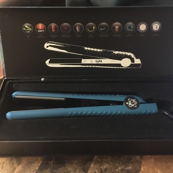 The New Evolution Hair Straightener