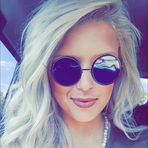 Meet your Posher, Daisy