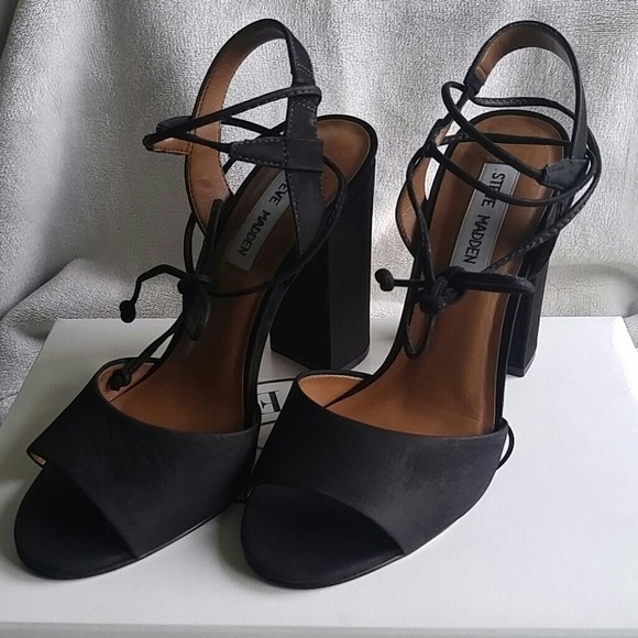 Steve Madden Serrina Lace-up Heels