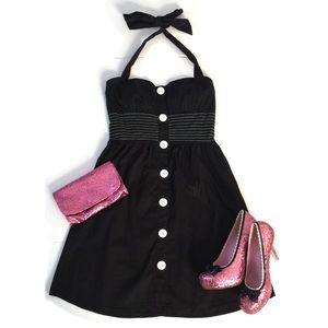 Halterneck 50's style pinup dress (11)