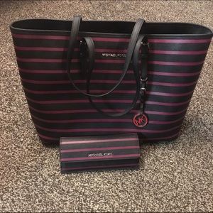 Matching Michael Kors Purse & Wallet